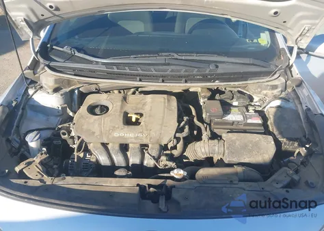 2017 Kia Forte Lx из США, поврежденный, VIN 3KPFK4A71HE089765